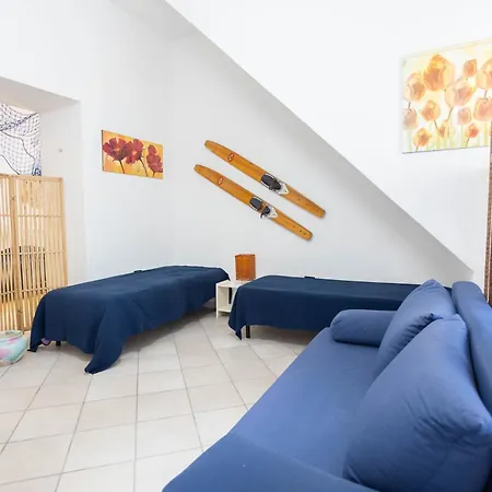 Domu De Tuni Sa Buttega Hébergement de vacances Portoscuso